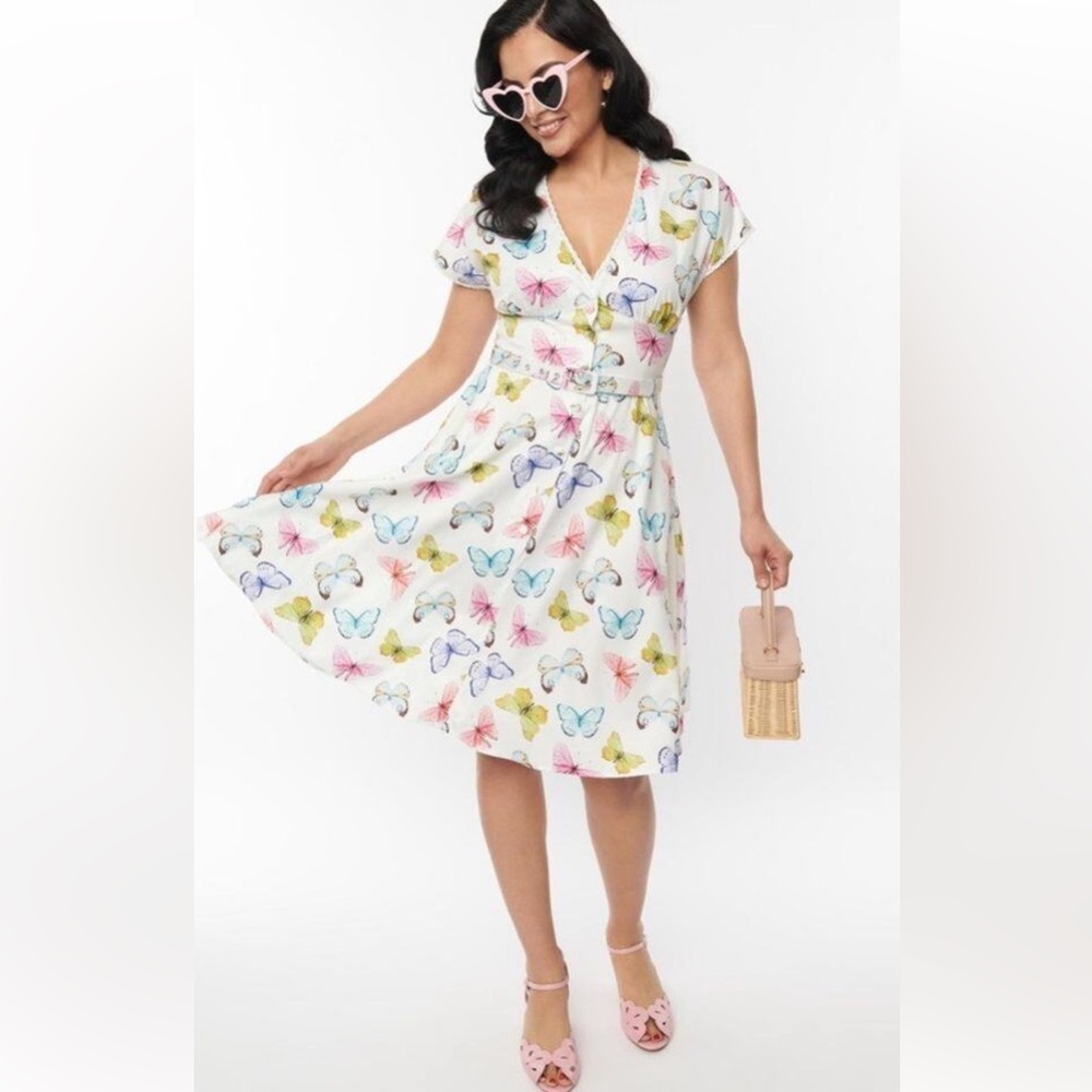 Unique Vintage Butterfly Dress Size XL